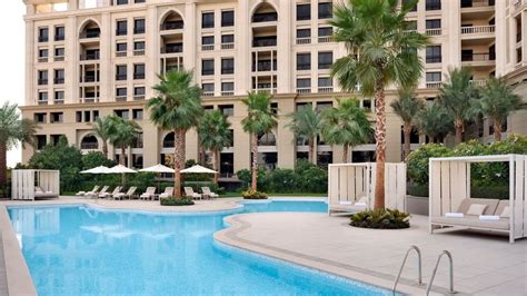 palazzo Versace pools